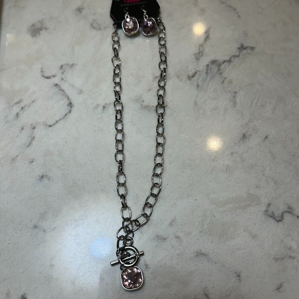 Paparazzi Necklace W/ Matching Earrings